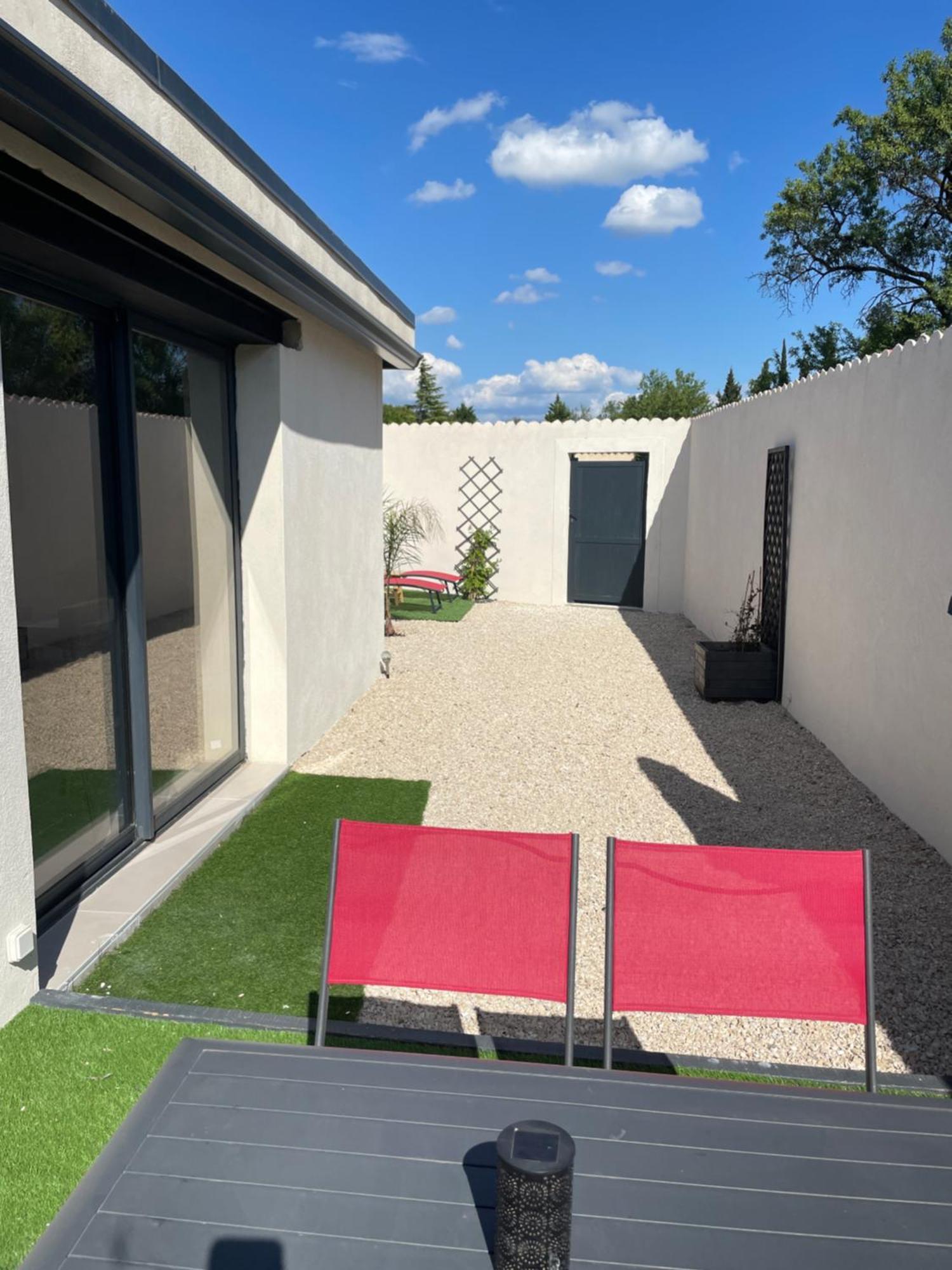 Maison De 40M2 Avec Jardin De 50M2 Orange  Dış mekan fotoğraf